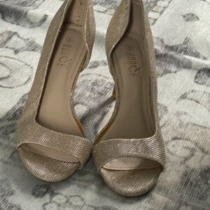 Gold Peep-Toe Heels by Bouncr